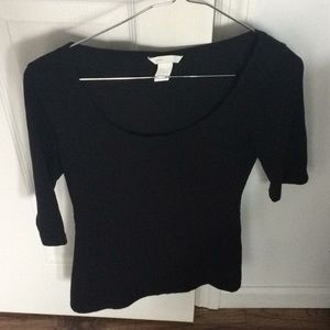 Black wide neck basic